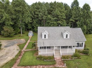 239 Meador Rd, Cumberland, VA 23040