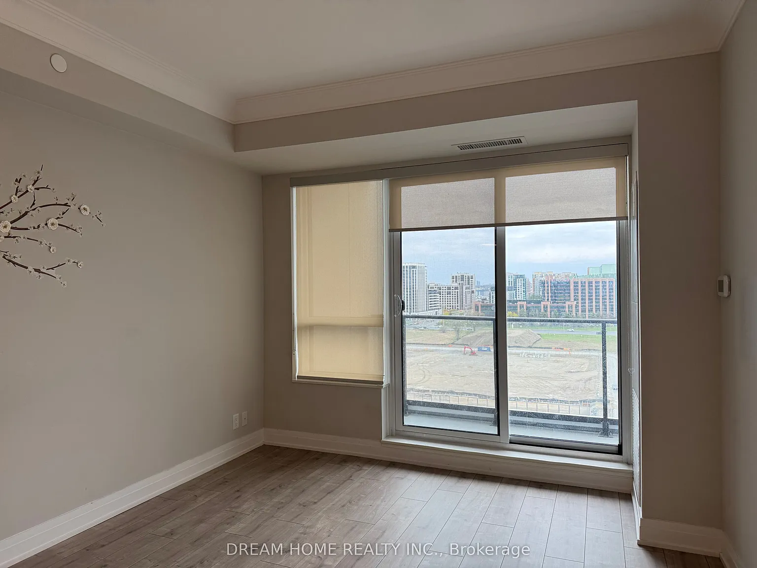3 bed, $3,350 — Photo 4