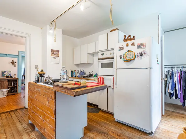 31 Crescent Avenue image 12 of 42