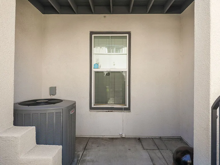 1625 Filaree Dr #165 — Photo 4