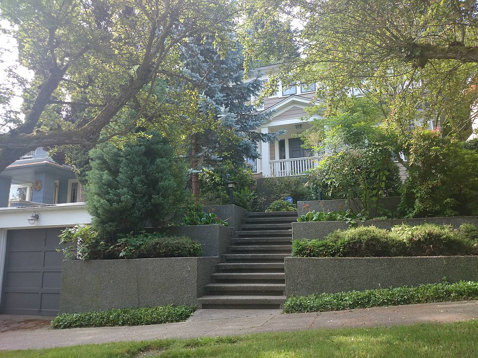 1st image of 843 E Gwinn Pl