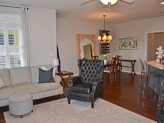 5th image of 5455 Wilmington Cir