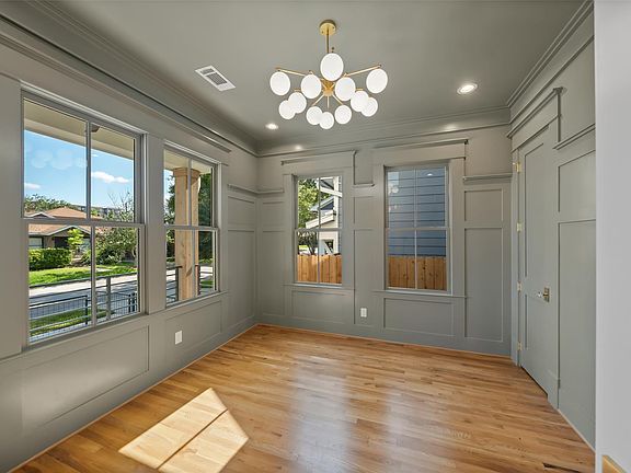 4th image of 826 Ralfallen St