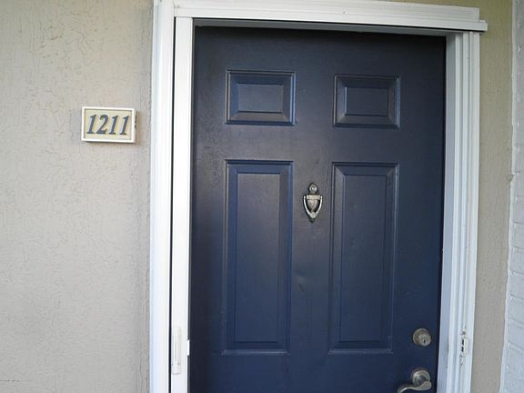 5th image of 420 Timberwalk Ct APT 1211