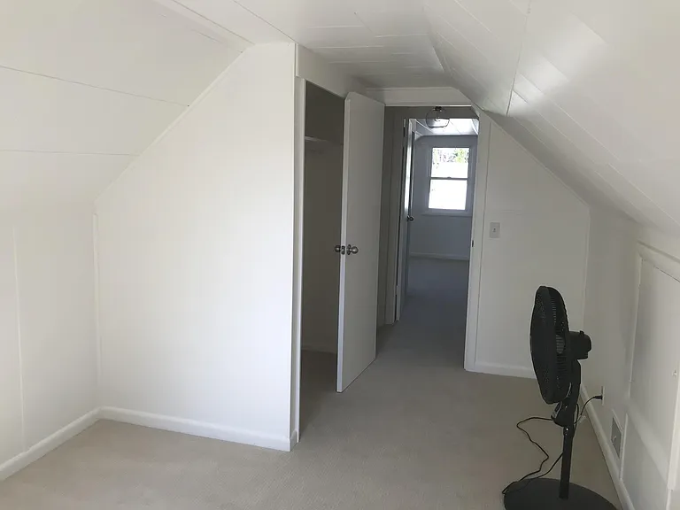 9026 SE Harrison St — Photo 32