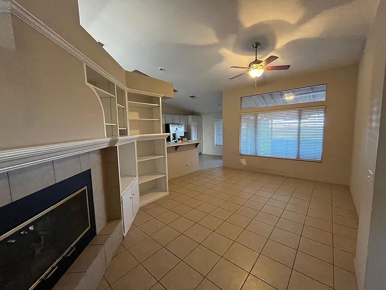12255 Half Moon Cir — Photo 3