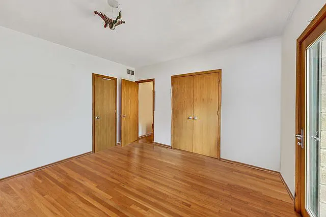 917 W Lakeside Pl #1W — Photo 7