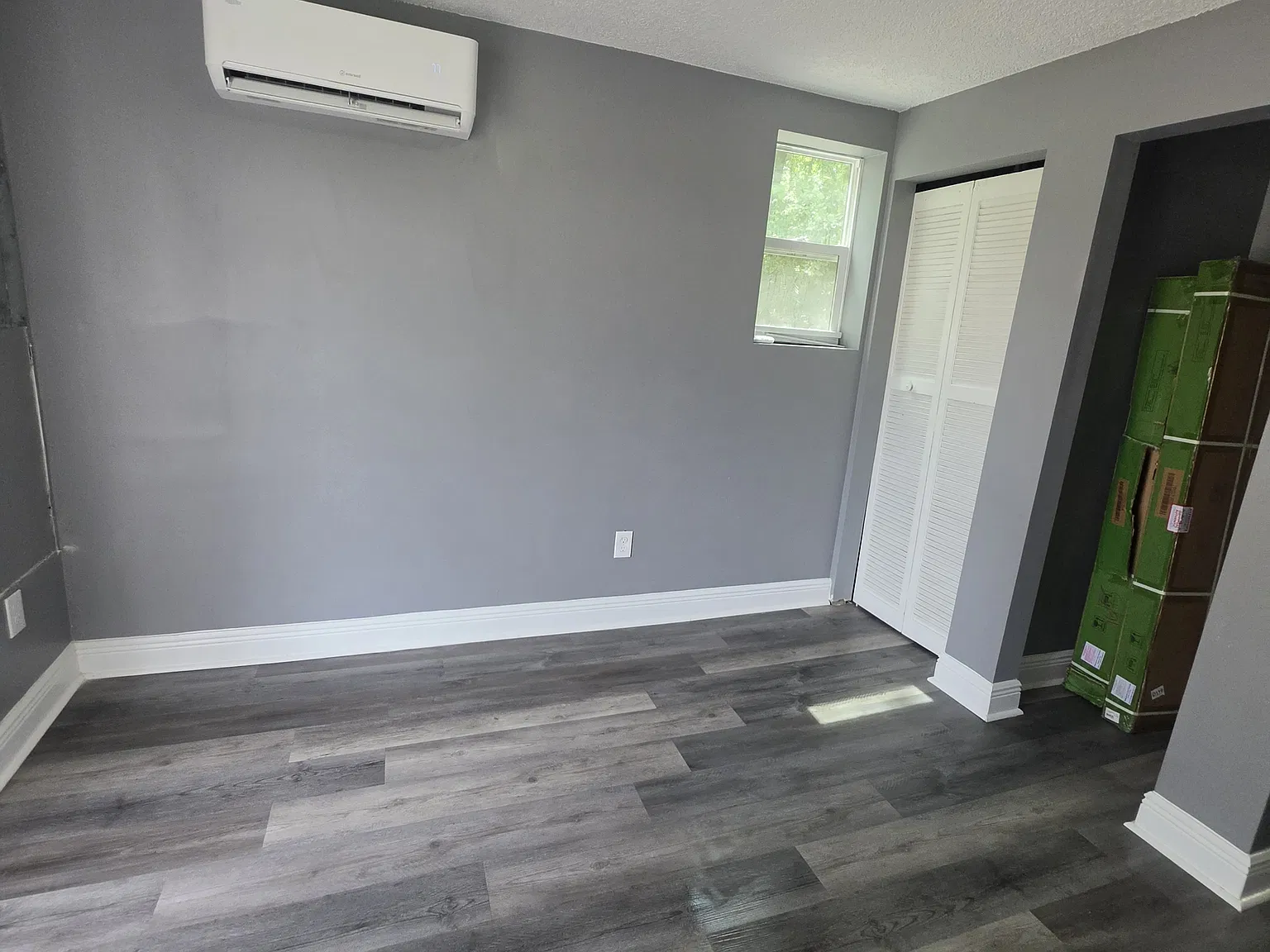 1 bed, 400 sqft, $1,000 — Photo 3