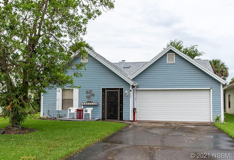 1st image of 808 Pine Shores Cir
