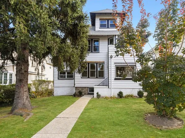 22 Ferdinand Place, New Rochelle, NY 10801