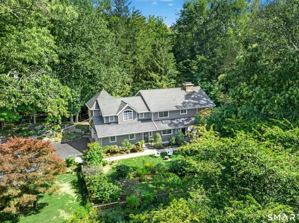 15 Queens Lane, Darien, CT 06820