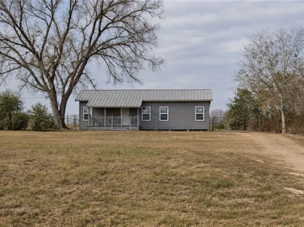 9354 Us Highway 183 N, Cuero, TX 77995