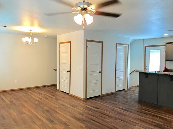 2nd image of 266 S Rolling Woods Way #Na