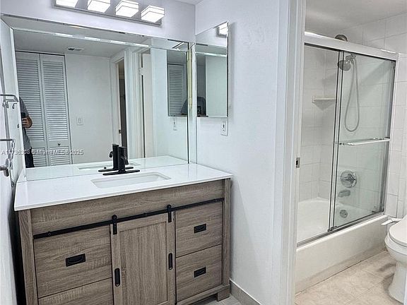 3rd image of 3401 N Country Club Dr APT 116