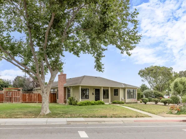 264 Maryal Dr, Salinas, CA 93906