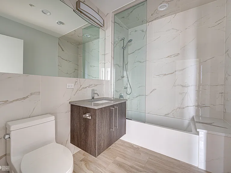 3114 N Ridgeway Ave #306 — Photo 12