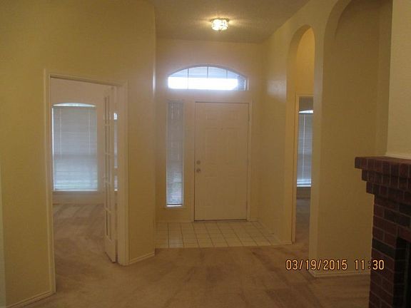 3rd image of 3329 Cool Springs Cir