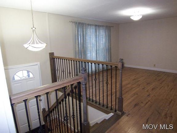 2nd image of 2514 22nd Ave
