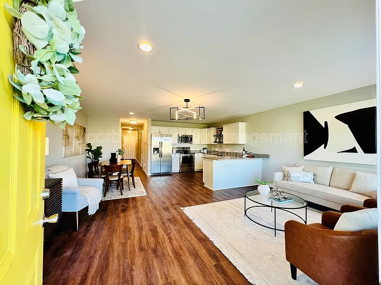 2106 Duncan Ave #104 — Photo 3