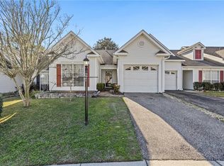 664 Spring Lake Dr W, Mobile, AL 36695