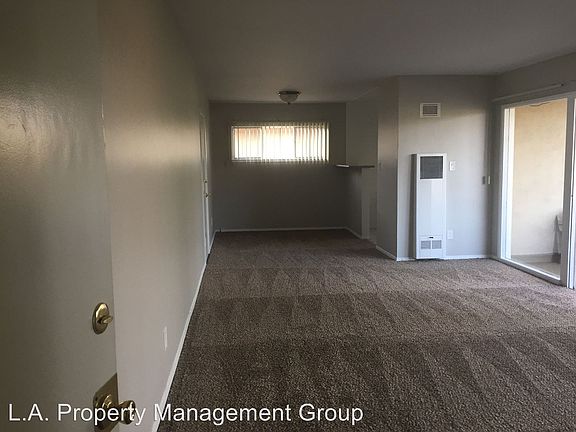 4th image of 9501 Crenshaw Blvd APT 4