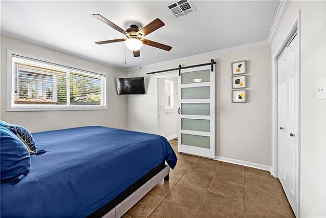 6355 Fleur De Lis Dr — Photo 11