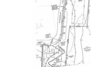 18 Woodridge Cir, Gales Ferry, CT 06335