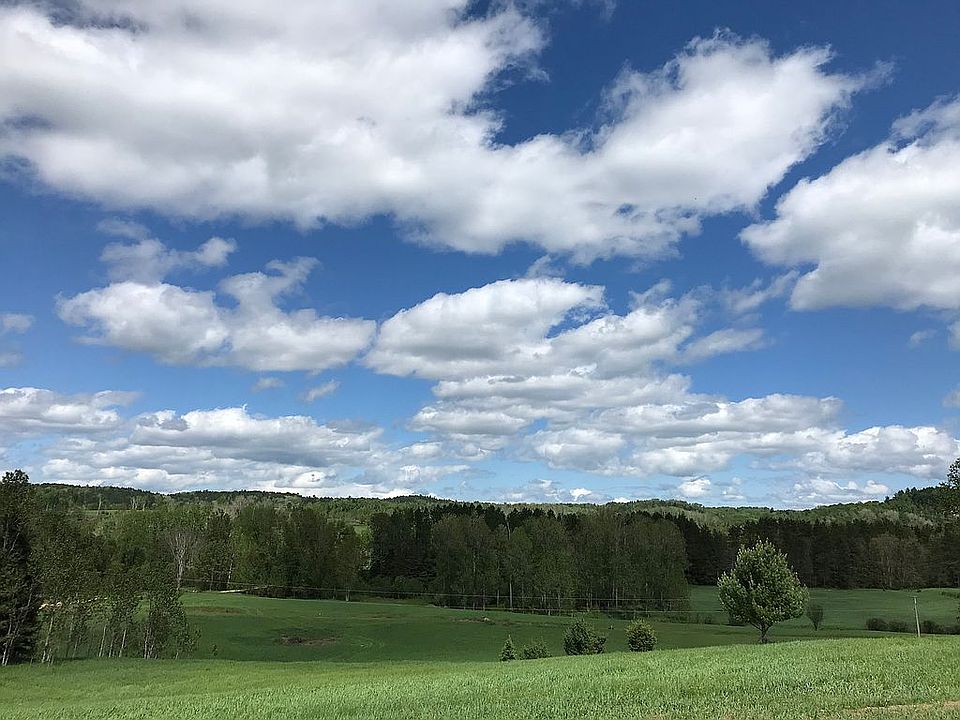 1st image of Bluffview Dr