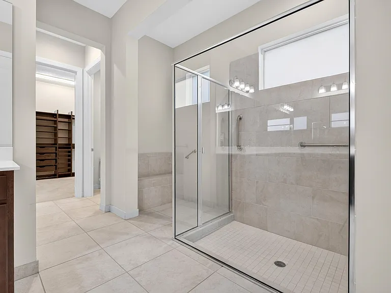 8883 Kingsmoor Way — Photo 35