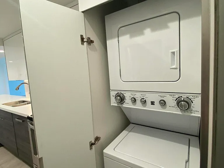 5401 Collins Ave #620 — Photo 12