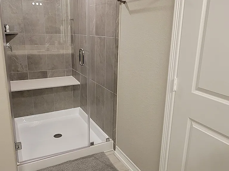 708 Lee Ave — Photo 29
