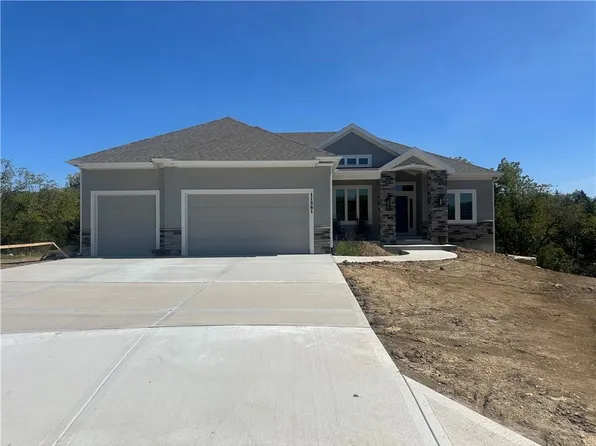 11581 S Houston St, Olathe, KS 66061