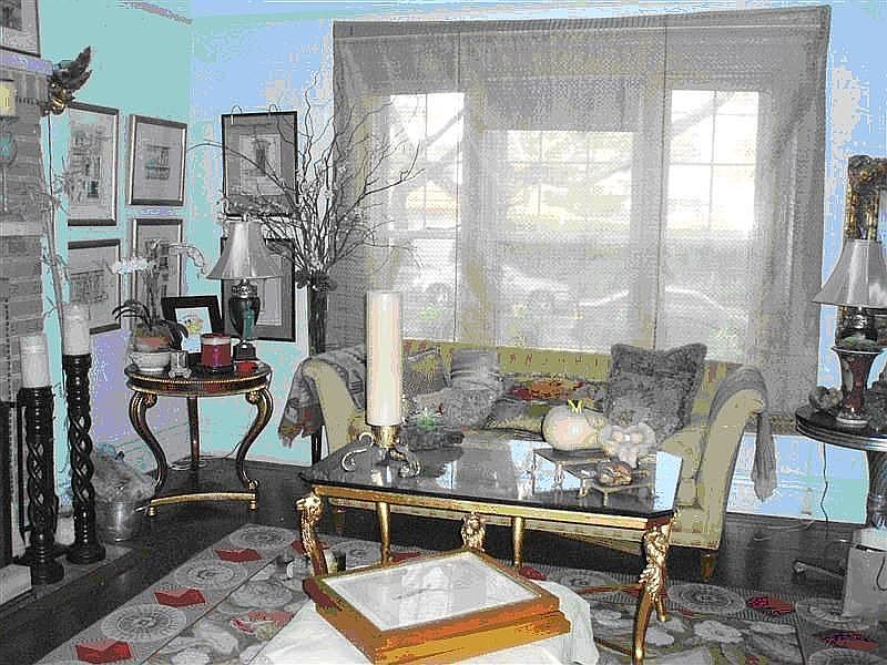 1st image of 24 Ellwood Ave
