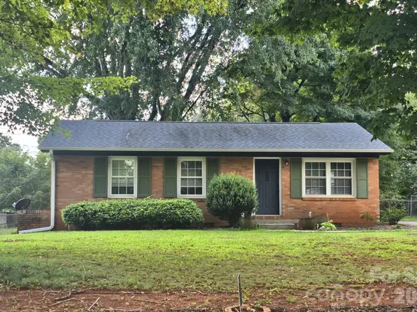 127 Northview Dorsey St, Rutherfordton, NC 28139