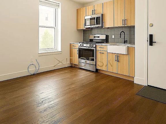 4th image of 111 Van Buren St #2A