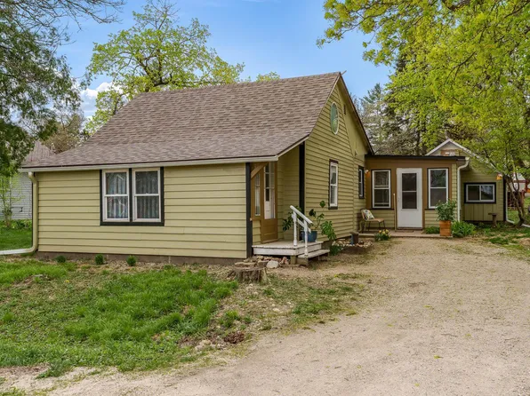 8221 W Front St, Orfordville, WI 53576