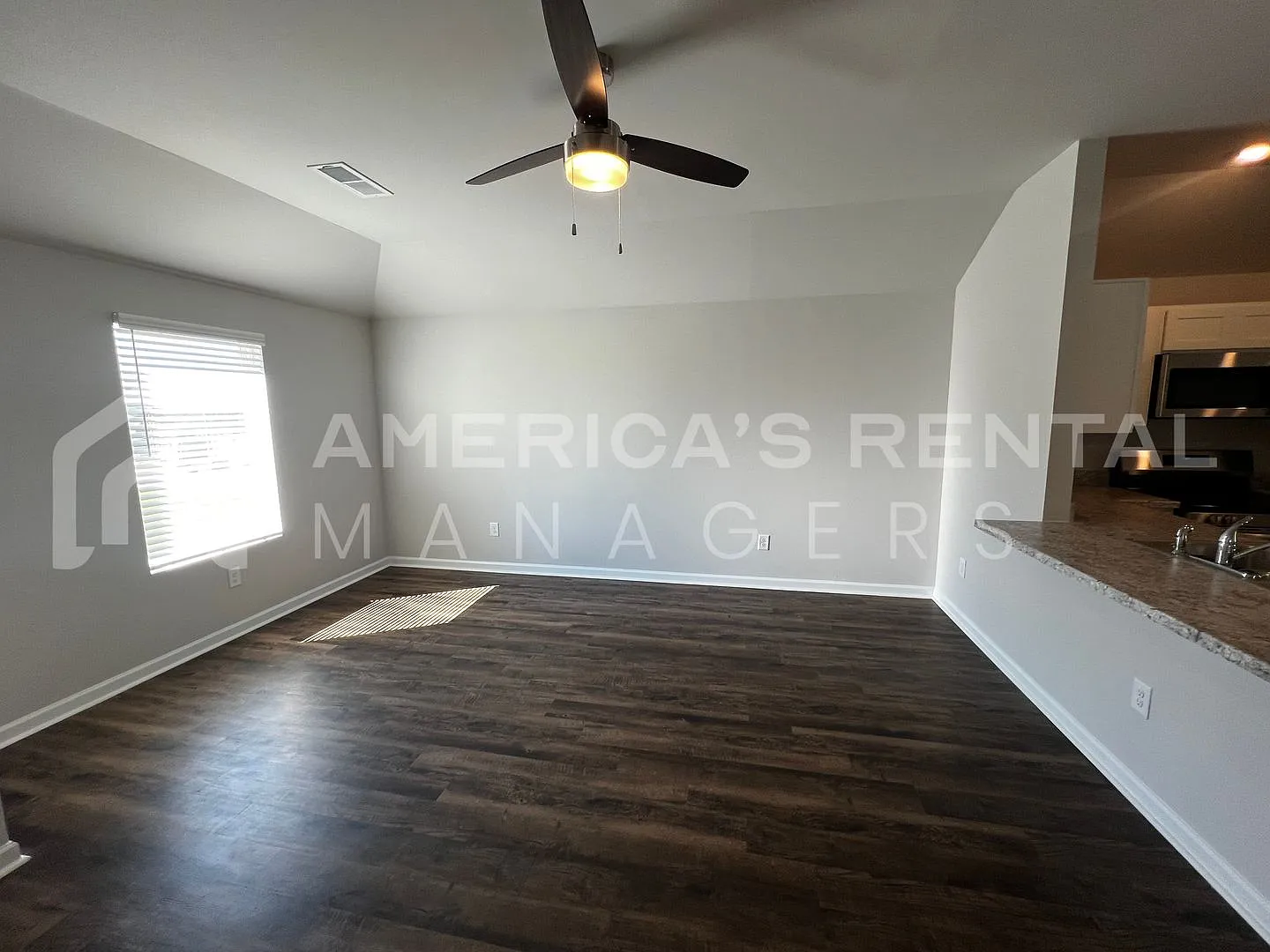 Home for Rent in Odenville! View with 48 Hours Notice! — Photo 3