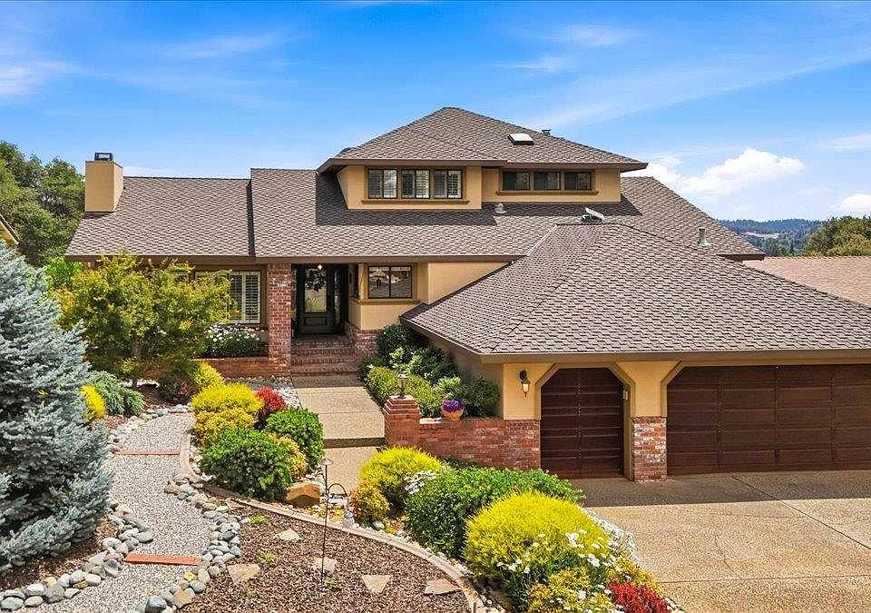 1st image of 23081 Sunset Ridge Dr