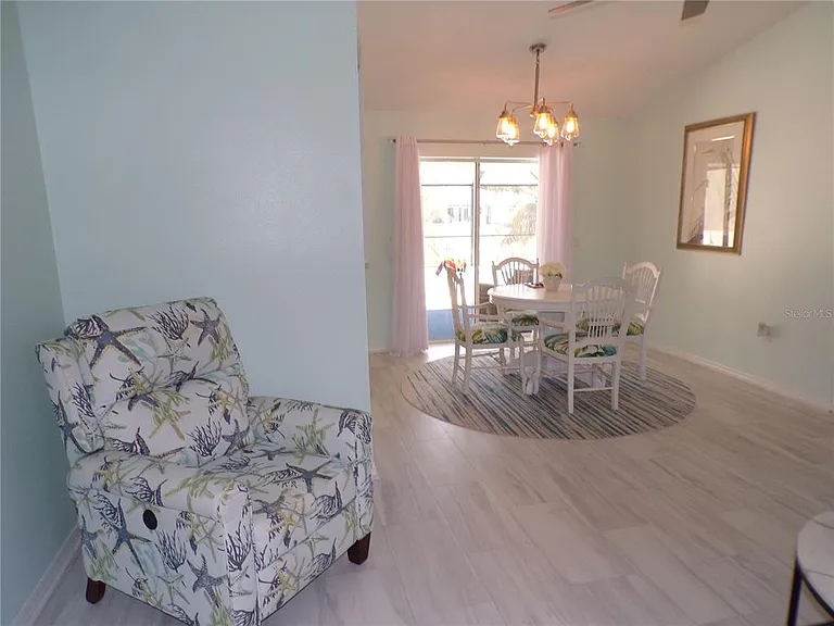 15624 Hennipen Cir — Photo 53