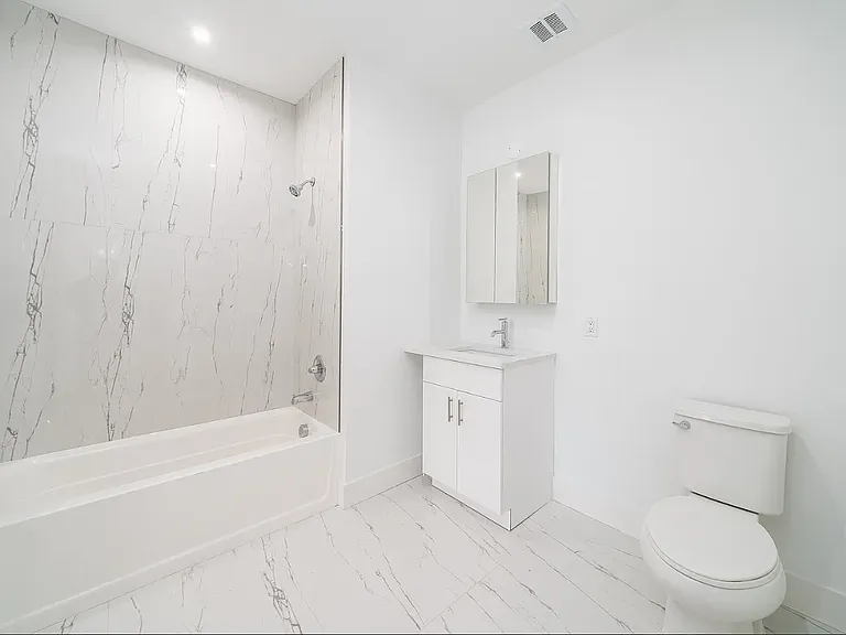 3310 Liberty Ave #507 — Photo 13