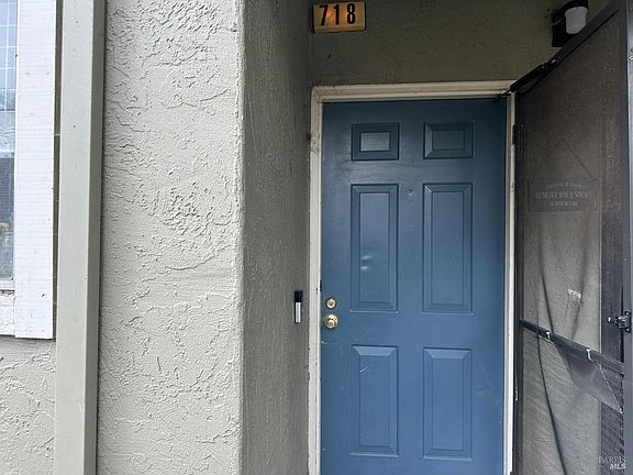 2nd image of 718 Santa Alicia Drive