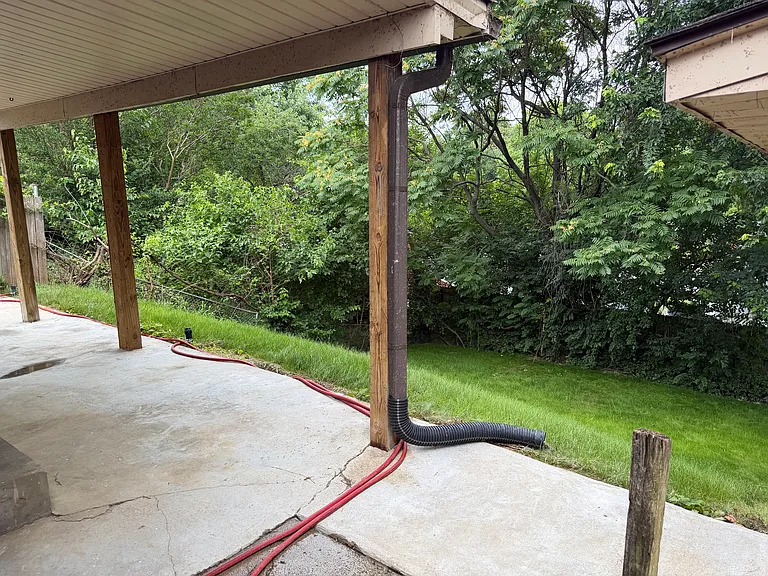 635 Edith Rd — Photo 8