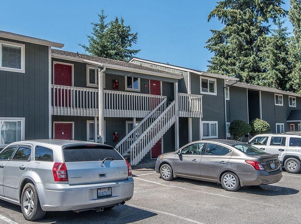 Bridgeporter Apartments 3411 Bridgeport Way W University Place WA
