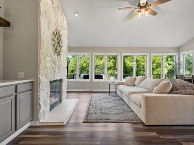 2919 Dolomite Springs Cir, Blue Mounds, WI, 53517