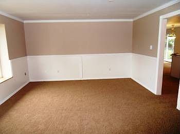 4th image of 8215 E Davis Ln