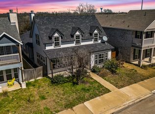 213 E 5th St, Ferris, TX 75125