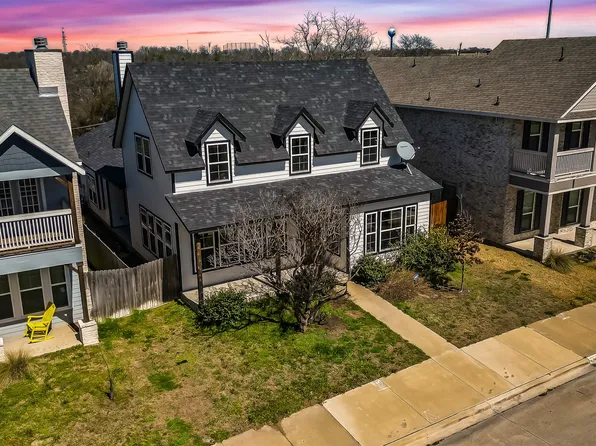 213 E 5th St, Ferris, TX 75125