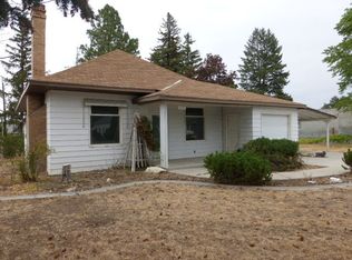 412 W B St, Shoshone, ID 83352