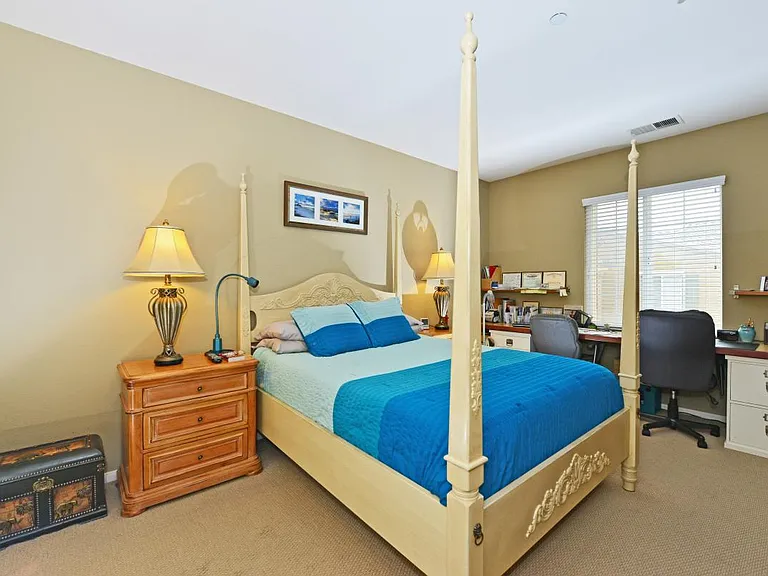 Bedroom master
