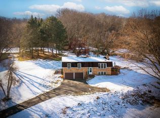 W4979 Wolf Ridge Ct, La Crosse, WI 54601